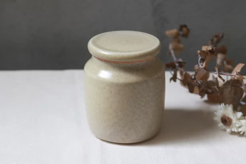 淡黃李灰小茶倉