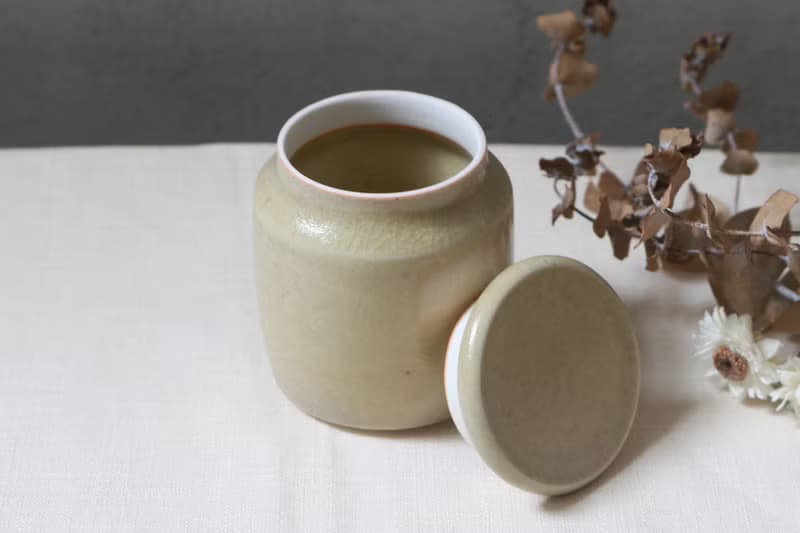 淡黃李灰小茶倉