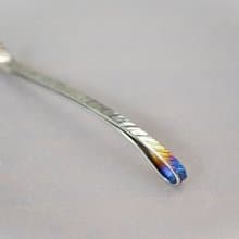 Titanium hairpin・純チタンヘアピン・シャープな鎚目・ButtブルーB６６mm