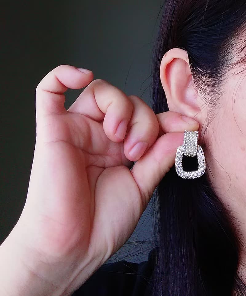 Vintage Jewelry 西洋古董飾品  門環款 珠鑽 摩登 針式耳環