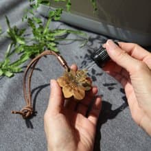 花嶼木擴香花|香氛|原木|交換禮物|車用|天然精油|隨身吊飾