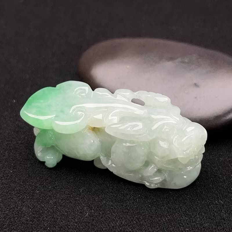 冰糯飄綠翡翠貔貅 | 天然緬甸玉翡翠A貨