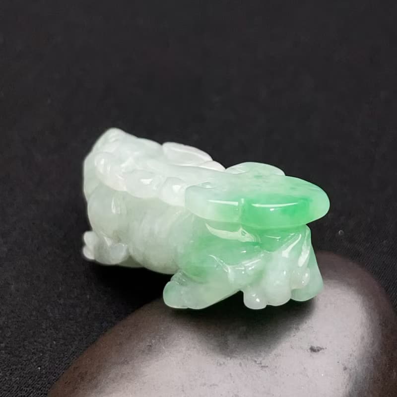 冰糯飄綠翡翠貔貅 | 天然緬甸玉翡翠A貨