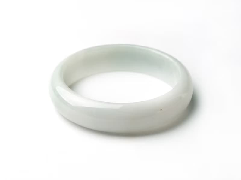 溫玥 | 細糯種 / 淺綠白翡 / 平安鐲 / 手圍19 | 天然A貨翡翠手鐲