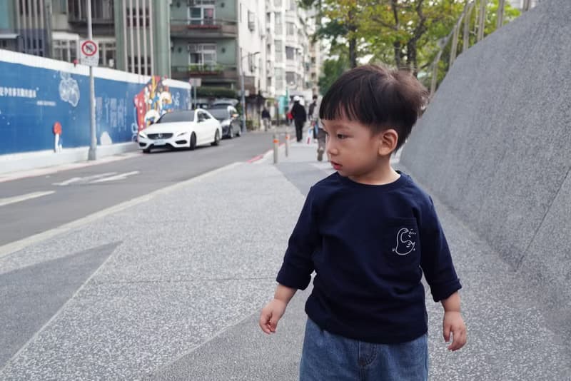長頸鵝刺繡親子上衣 小孩款