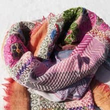 水煮羊毛披肩/針織圍巾/刺繡圍巾/羊絨披巾/喀什米爾Cashmere-花
