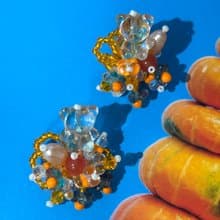 串珠花叢耳釘 原創手作耳飾 串珠花朵耳環 花叢小熊