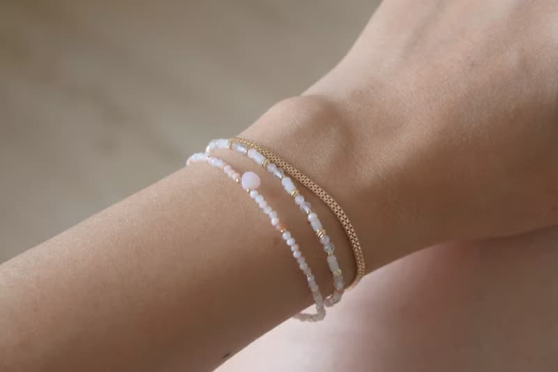 手鍊 粉紅澳寶 天然石 - 安心 -