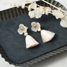 花びらタッセルピアス・イヤリング /桜ピンク