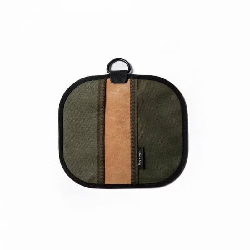 戶外隔熱墊 /可當隔熱手套 /體積輕巧 /易收納 /附D型環 /DG80