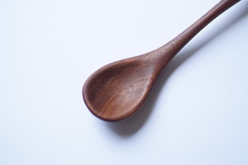 木のデザートスプーン, ウォルナット
