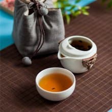 陸寶LOHAS 國立歷史博物館 聯名 春秋獸面玉飾 1壺1杯+便攜布袋