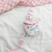 粉彩女孩風。奶嘴收納袋 / 奶嘴鏈 (可繡名字)