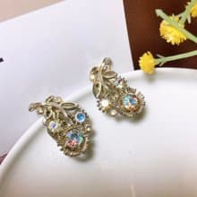 【西洋古董飾品】Lisner 優雅花葉閃爍彩萊茵 彎曲 耳環耳夾