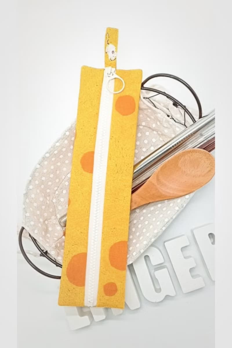 //起司// 拉鍊餐具包/刷具包/文具筆袋