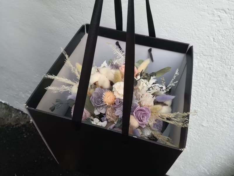 莫蘭迪紫棉花玫瑰乾燥花束 卡斯比亞 生日花束 拍