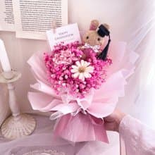 畢業兔兔花束+透明櫥窗提袋組　永生花 畢業禮物 畢業花束 滿天星