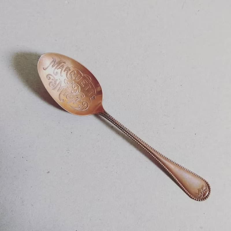 美國古董老物 黃石國家公園瀑布及Marquette Mich紅銅紀念茶湯匙