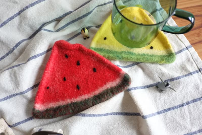 【體驗】夏日的山_羊毛氈山形小物盤習作: 富士山, 西瓜與布丁