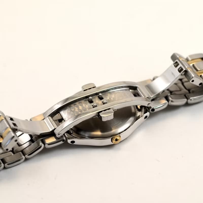 CITIZEN STILETTO Eco-Drive 女性用 ソーラー腕時計 ダイヤベゼル マザーオブパール文字盤 手錶