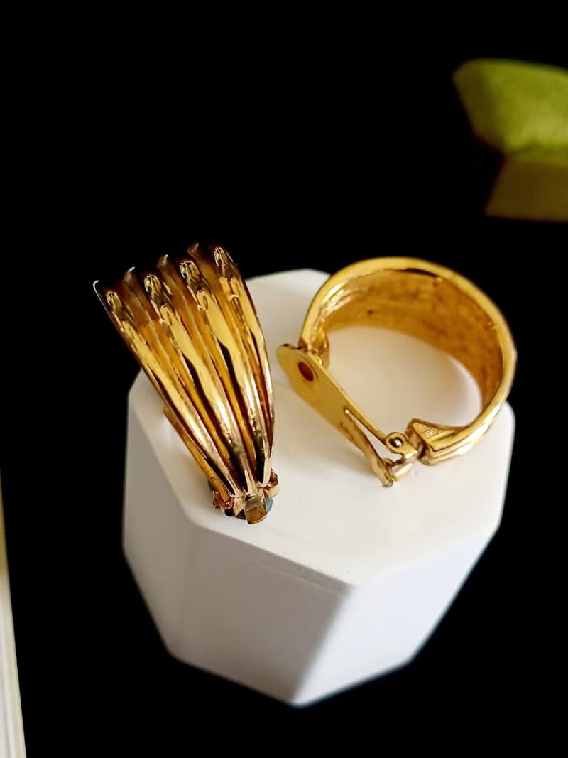 vintage jewelry  華麗艷金半環式 夾式耳環