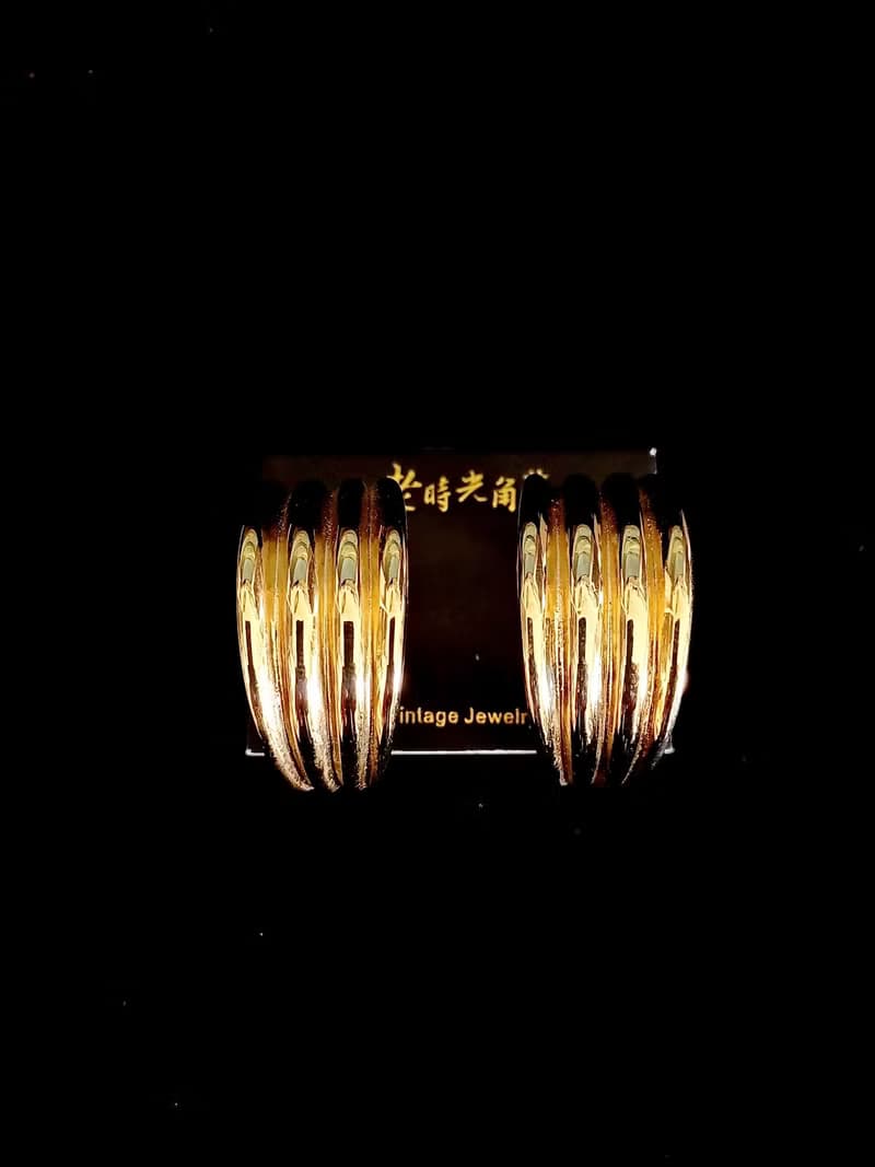 vintage jewelry  華麗艷金半環式 夾式耳環