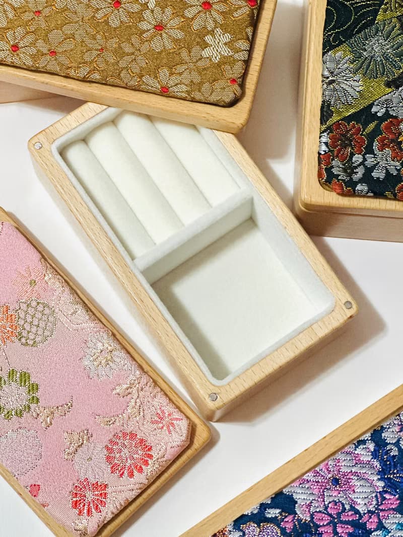 印度重工刺繡蝴蝶結實木首飾盒