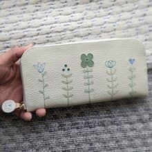 Pinkoi 代購 -  刺繡皮革錢包「LIFE」白奶油色x淺綠（牛皮）細長圓形拉鍊