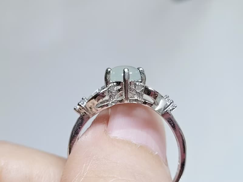 【親翠】天然翡翠 成熟時尚設計款白冰蛋銀戒 送禮首選