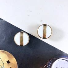 Vintage 80s Avon White Enamel Gold Clip On Earrings
