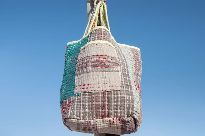 紗麗布手拿包 古布手提包 手工刺繡小物袋 手工縫紗麗布便當袋-彩