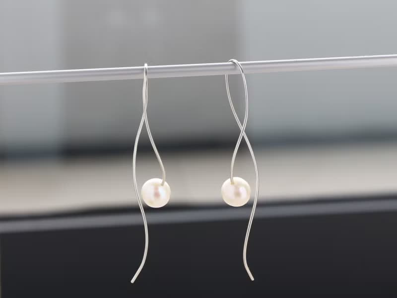 SV935(Argentium)-nuance curve pearl pierced earrings