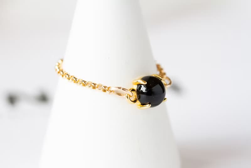 オニキス カボションチェーンリング　ゴールド onyx Rings