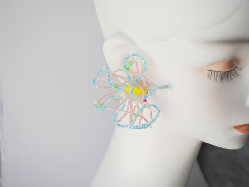 tsububu/片耳販売/ビーズ刺繍/微生物/ピアス,イヤリング/シャコ貝