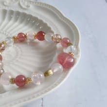 莓心之戀-招戀愛桃花運 手作水晶手鍊 草莓晶/月光石/粉晶