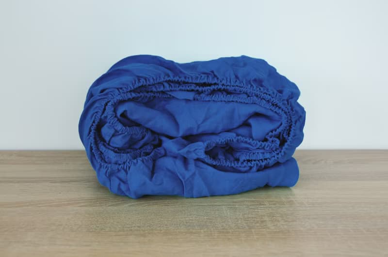 Royal blue linen fitted sheet / Softened linen bed sheet / Deep pocket