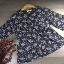 短款藍色碎花復古女式上衣| 女士花卉上衣