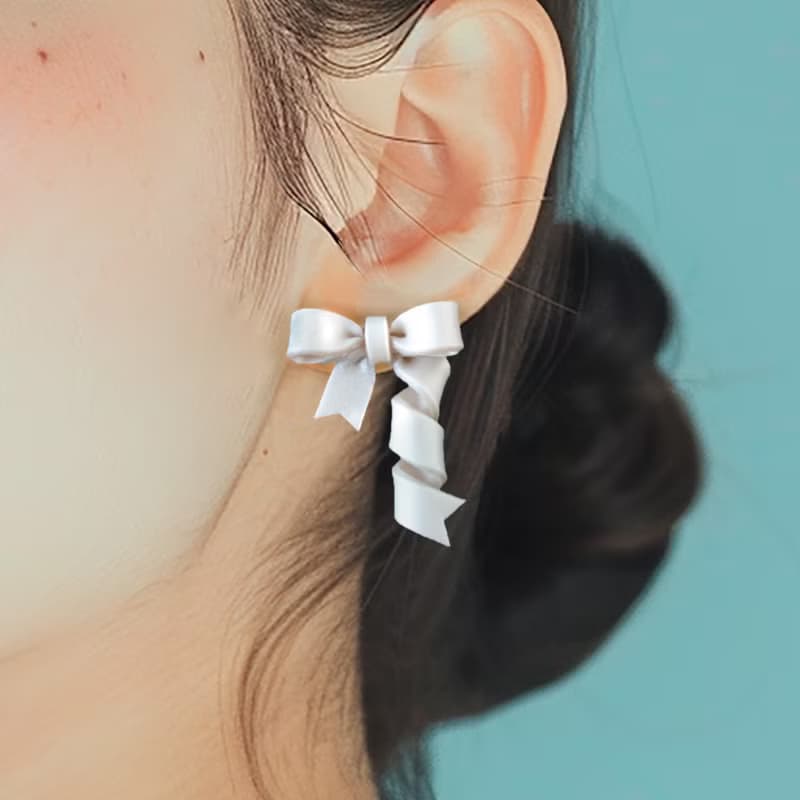 螺旋蝴蝶結 軟陶耳環 / 耳夾 / 珍珠白