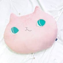 吸貓貓抱枕 /粉圓