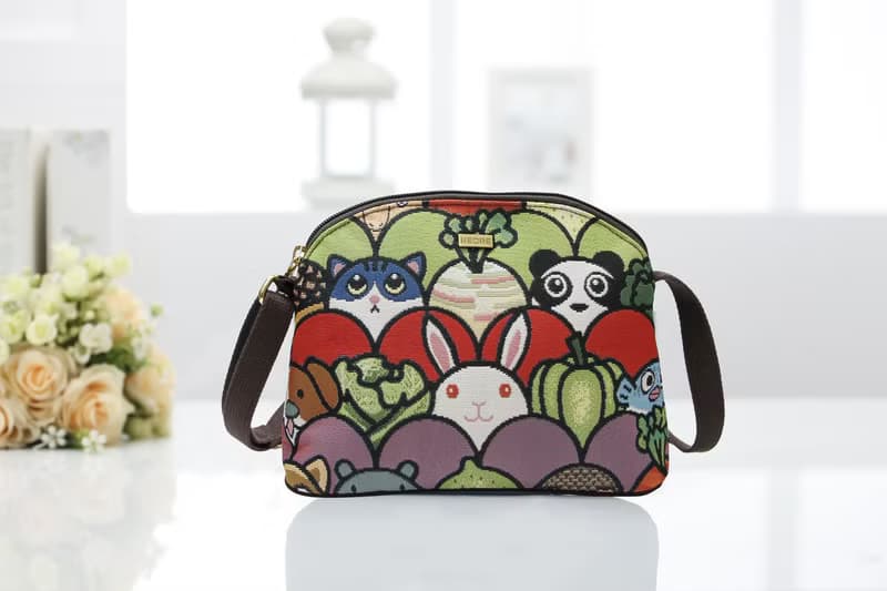 貝殼斜背包 防潑水 平織緹花 田園生活