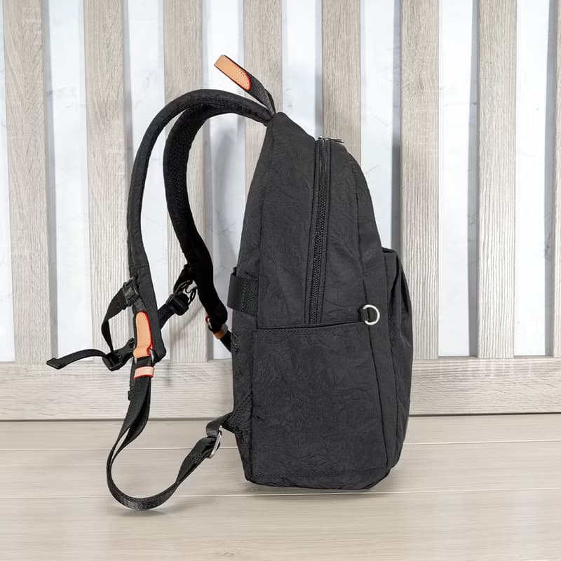 (黑色)輕盈紙感甜美系休閒旅行後背包(小款)33570