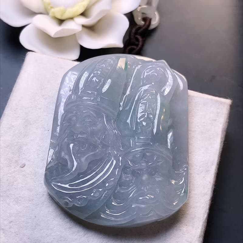 冰種飄綠花翡翠精雕黑白無常項鍊 | 天然緬甸玉A貨翡翠 | 送禮