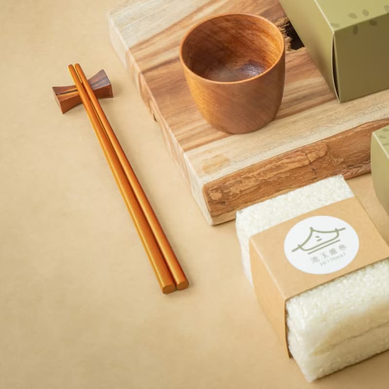 好食入厝禮盒【台梗四號米/手工金檀木筷】