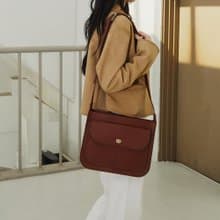 【From Seoul】 Messenger bag 3colors (vegetable leather genderless bag)