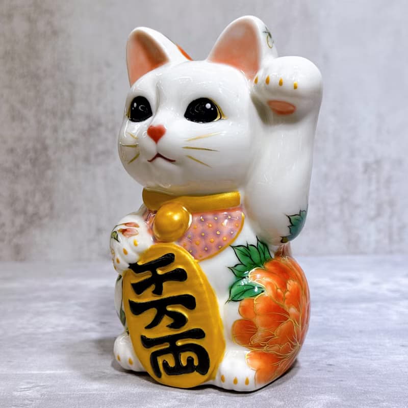 【白瓷花語】日本清水燒招財貓 | 色繪 白地 牡丹椿櫻