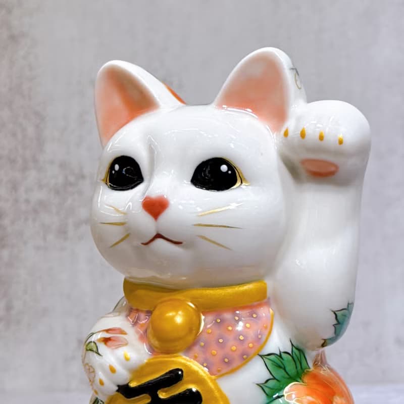 【白瓷花語】日本清水燒招財貓 | 色繪 白地 牡丹椿櫻