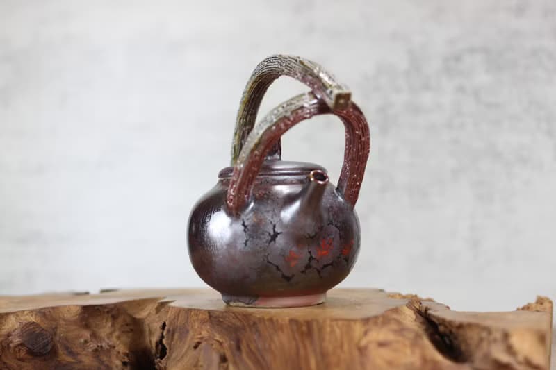 【送禮好物】230ml 天目柴燒 木紋提樑茶壺 葉敏祥手作精品