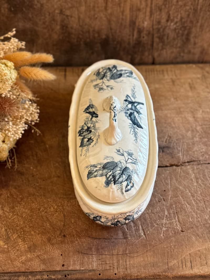 40223-迷人法國古董牙刷瓷盒