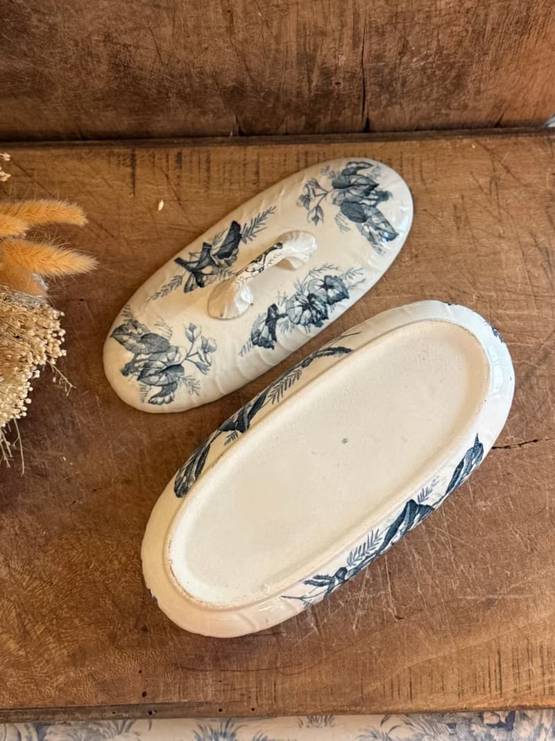 40223-迷人法國古董牙刷瓷盒