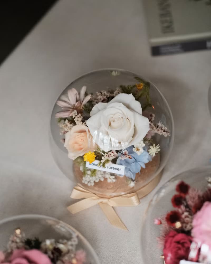 畢業禮物/永生花/乾燥花圓球玻璃盅/春日限定色/生日禮物/刻字